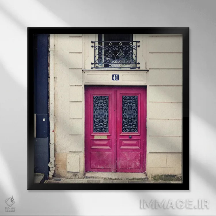 تابلو در صورتی پاریس اثر کارولین مینت - نمای قابدار مشکی