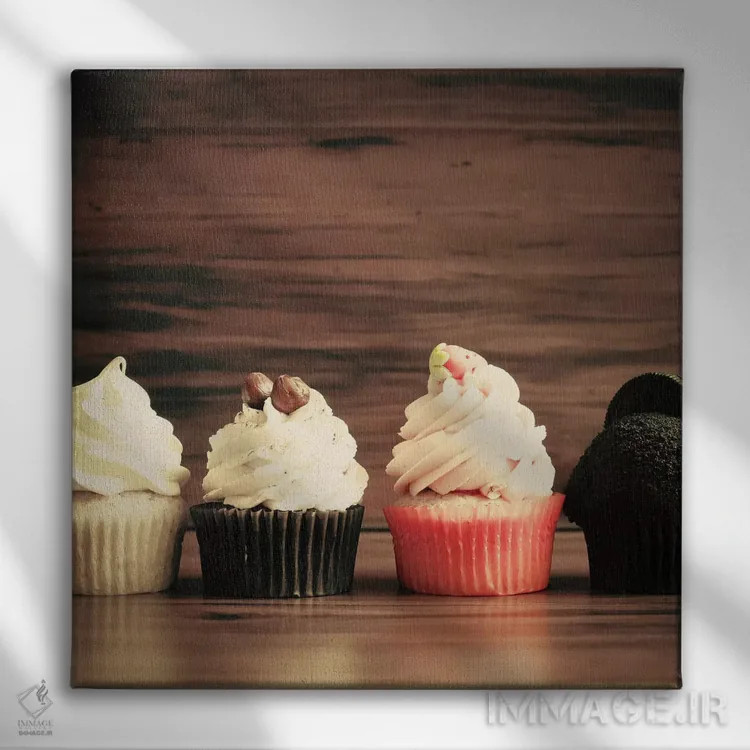 تابلو کاپکیکهای پاییزی اثر کارولین مینت - نمای روبهرو روی دیوار