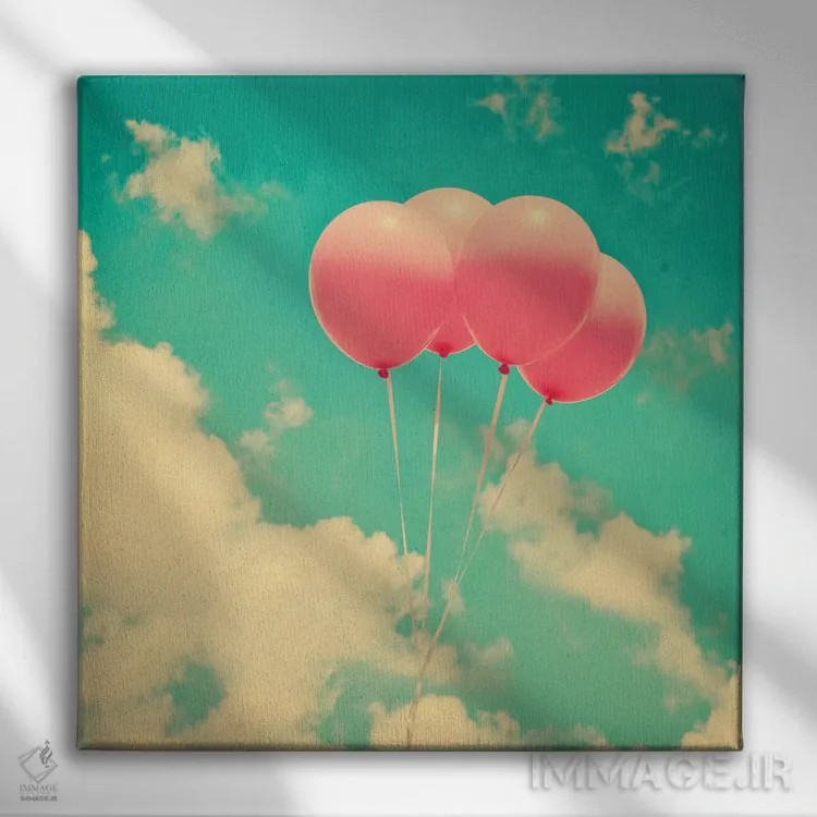 تابلو بادکنکهای پاپ اثر کارولین مینت - نمای روبهرو روی دیوار