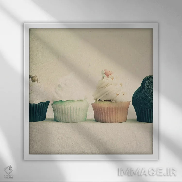 تابلو کاپکیکهای رترو (قدیمی) اثر کارولین مینت - نمای قابدار سفید