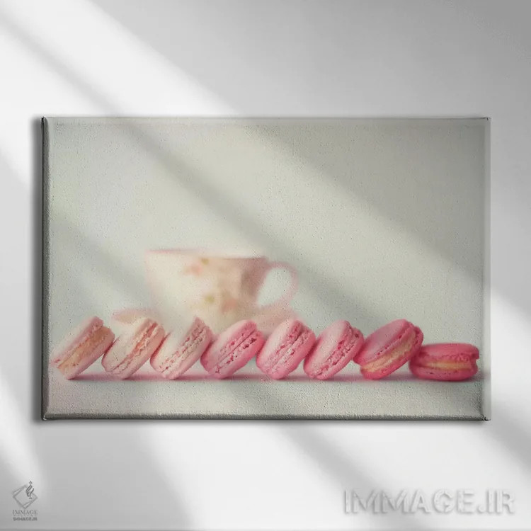 تابلو ردیف صورتی اثر کارولین مینت - نمای روبهرو روی دیوار