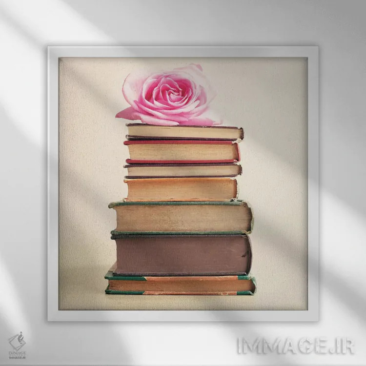 تابلو گل رز و کتابها اثر کارولین مینت - نمای قابدار سفید