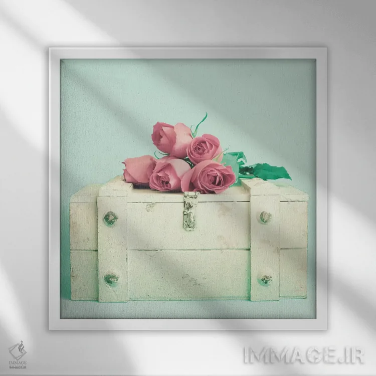 تابلو زمانهای فرسوده (کهنه) اثر کارولین مینت - نمای قابدار سفید