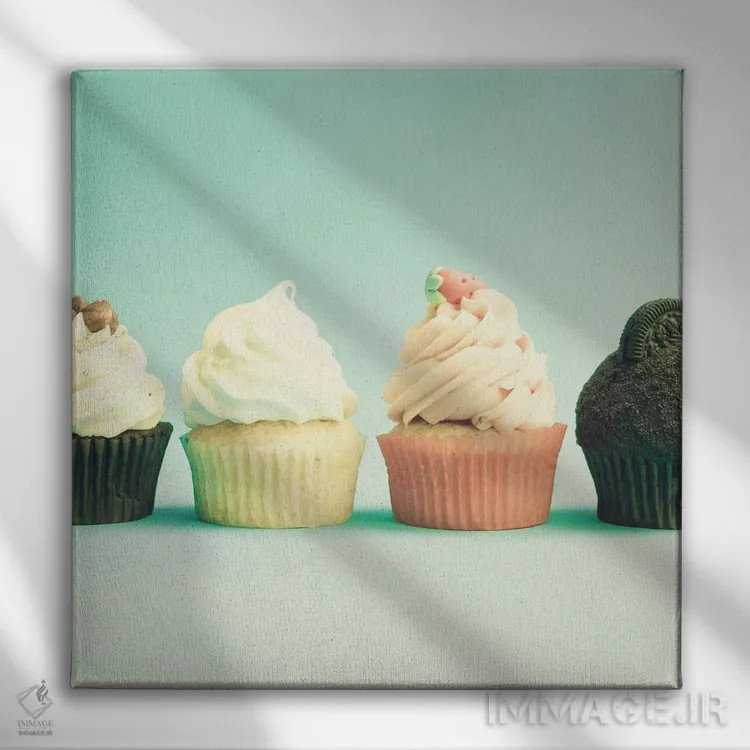 تابلو کاپکیکهای بهاری اثر کارولین مینت - نمای روبهرو روی دیوار