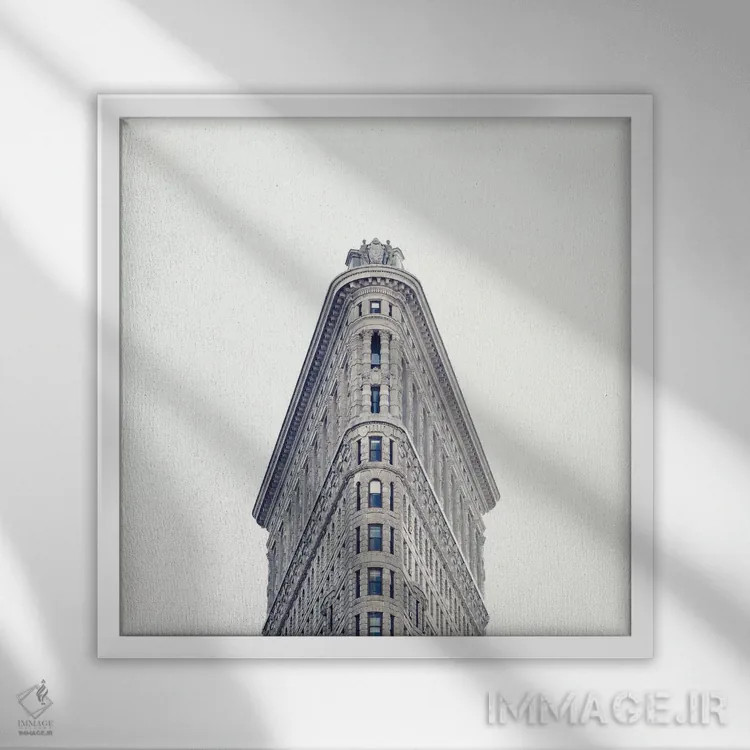 تابلو فلت آیرون (ساختمان معروف نیویورک) اثر کارولین مینت - نمای قابدار سفید
