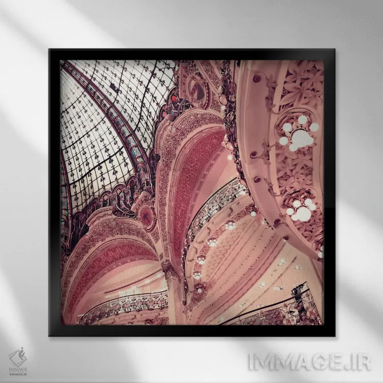 تابلو سقف لافایت اثر کارولین مینت - نمای قابدار مشکی