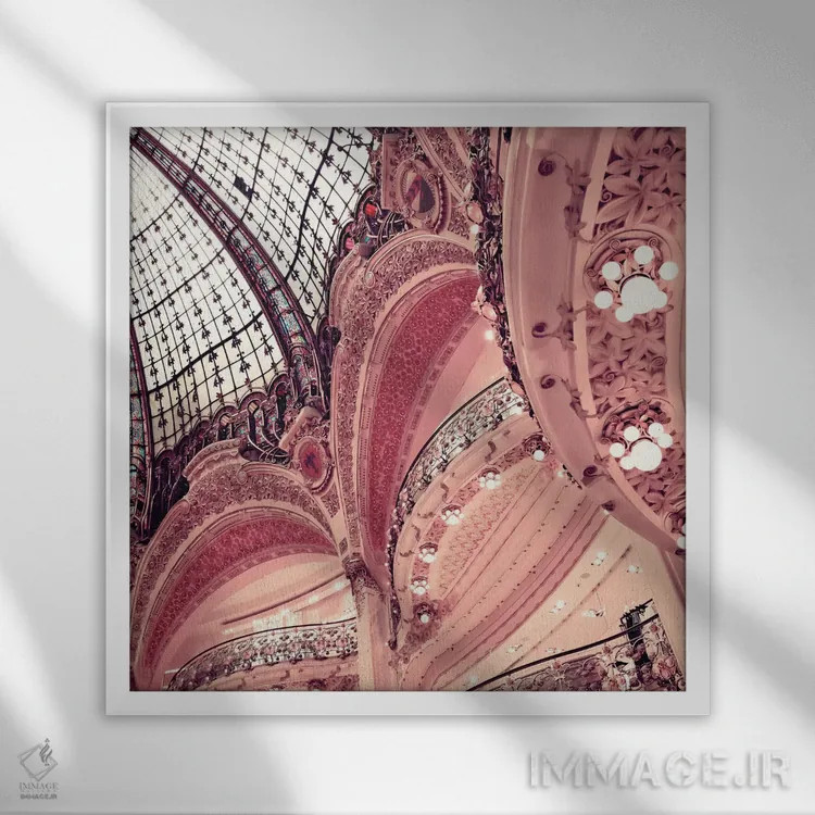 تابلو سقف لافایت اثر کارولین مینت - نمای قابدار سفید