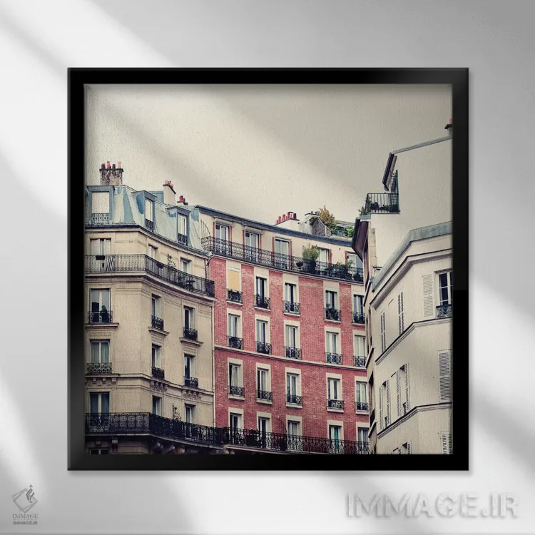 تابلو مونمارتر (محلهٔ پاریس) اثر کارولین مینت - نمای قابدار مشکی