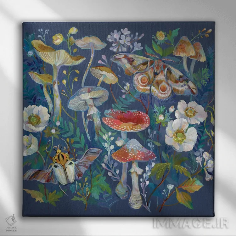 تابلو سوسک، شبپره و قارچ اثر کلارا مکآلیستر - نمای روبهرو روی دیوار