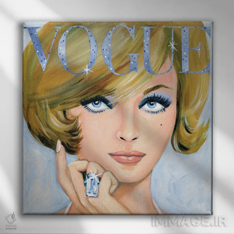 تابلو جلد ووگ با تزئینات قدیمی و درخشان (مد) اثر کتی مینگوس - نمای روبهرو روی دیوار