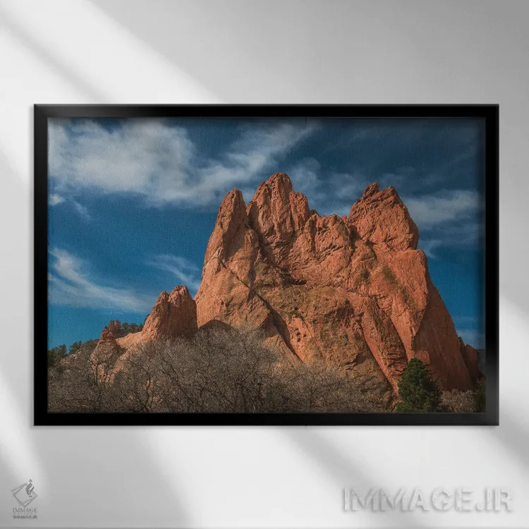 تابلو صخره دروازه جنوبی اثر کریستوفر توماس - نمای قابدار مشکی