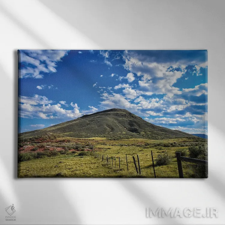 تابلو کوه میز اثر کریستوفر توماس - نمای روبهرو روی دیوار