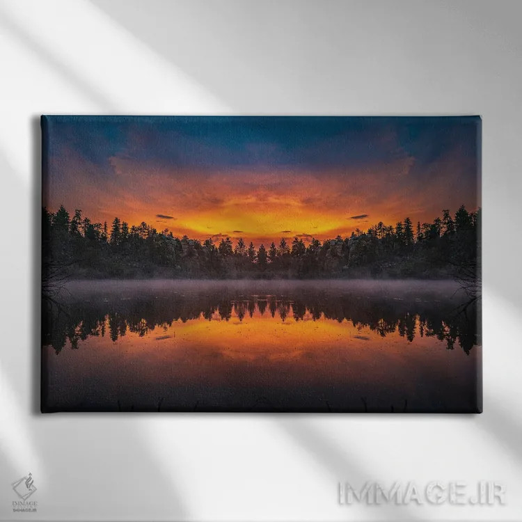 تابلو غروب منعکسشده دریاچه الماس اثر کریستوفر توماس - نمای روبهرو روی دیوار