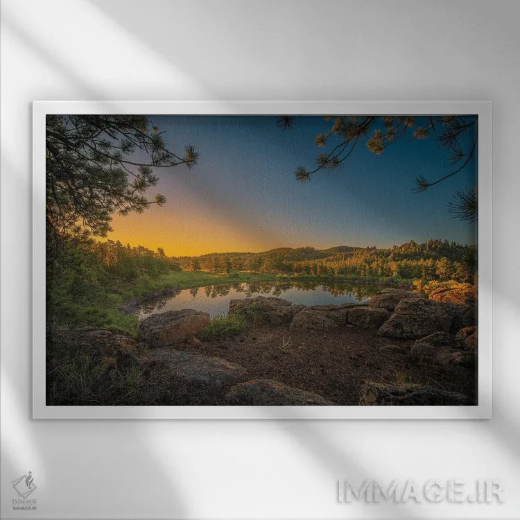 تابلو طلوع دریاچه الماس اثر کریستوفر توماس - نمای قابدار سفید