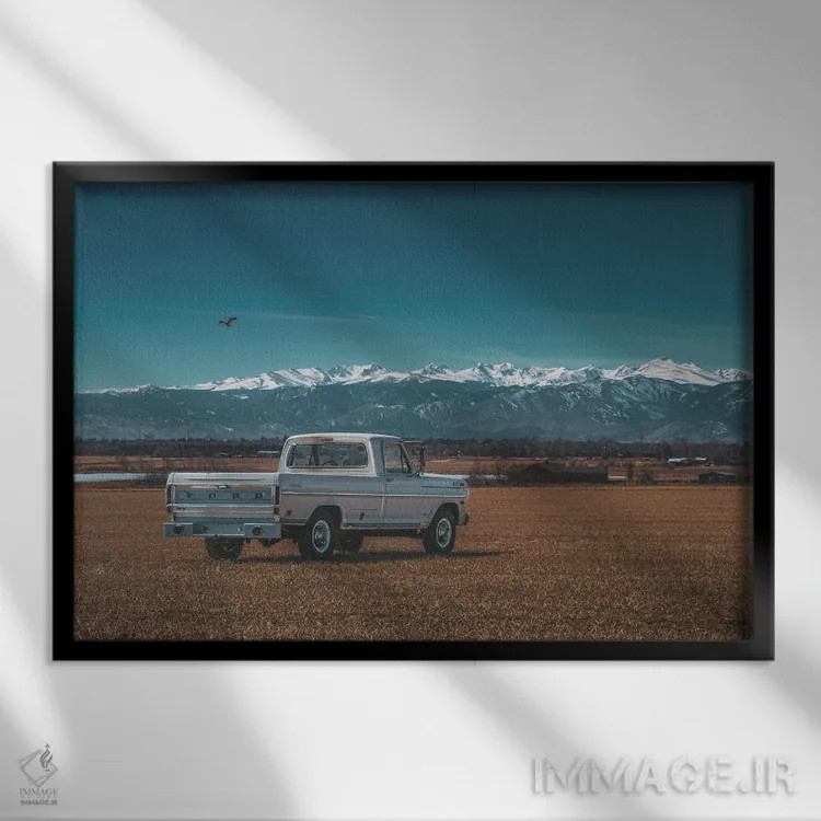 تابلو کامیون مزرعه ناحیه فورنت رِنج اثر کریستوفر توماس - نمای قابدار مشکی