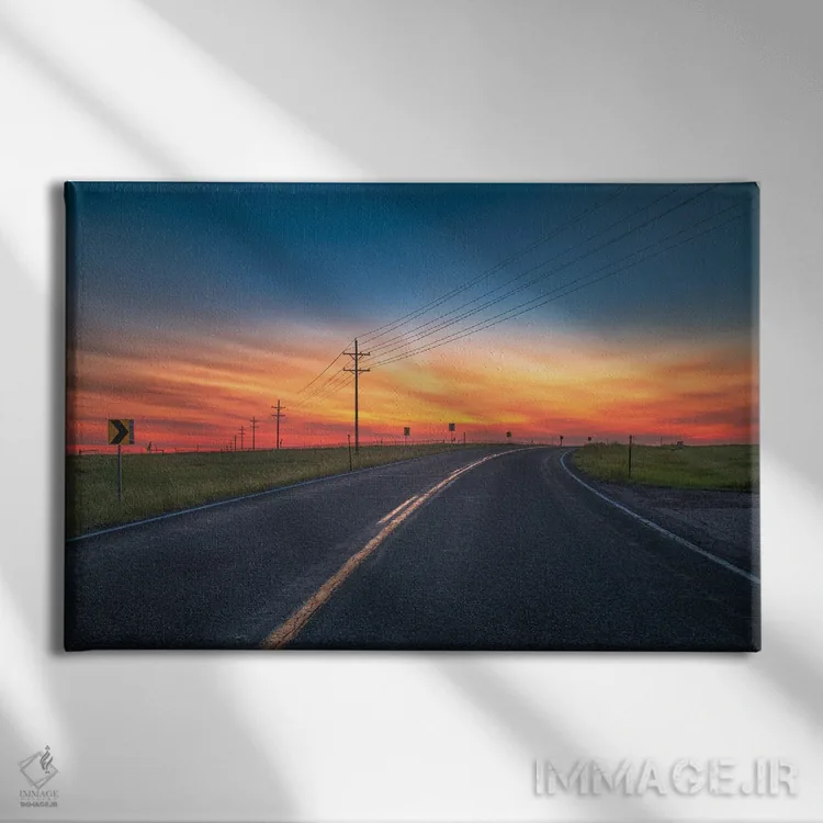 تابلو غروب جاده باز اثر کریستوفر توماس - نمای روبهرو روی دیوار
