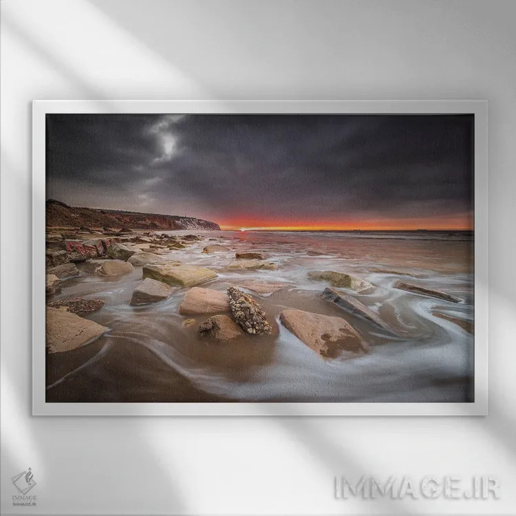 تابلو طلوع ساحل یاورلند اثر چاد پاول - نمای قابدار سفید
