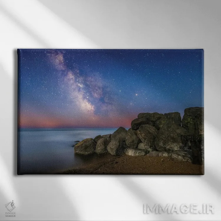 تابلو راه شیری در گرگ و میش اخترشناسی اثر چاد پاول - نمای روبهرو روی دیوار