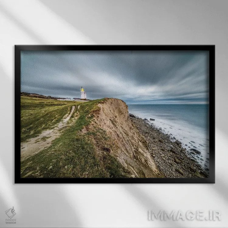 تابلو فانوس دریایی کاترین مقدس اثر چاد پاول - نمای قابدار مشکی