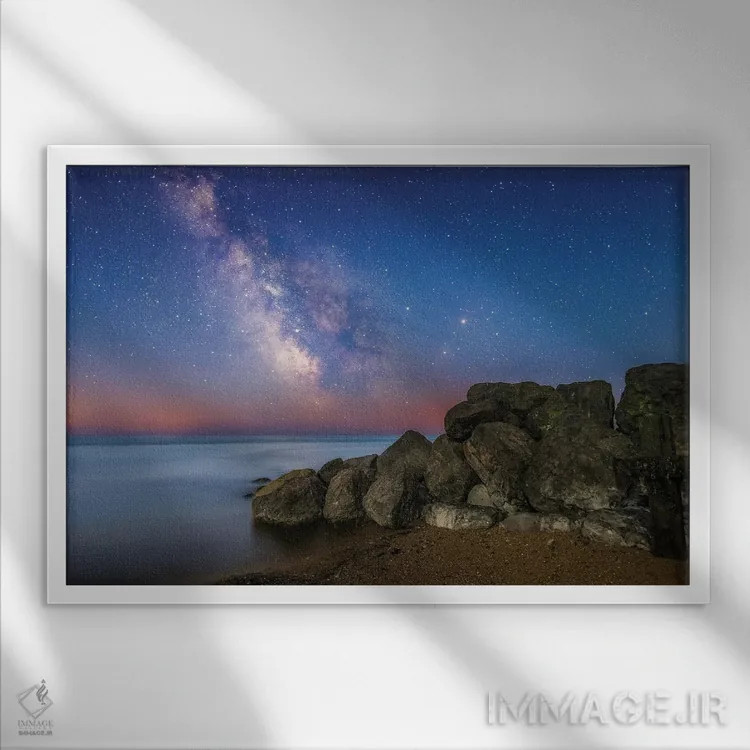 تابلو راه شیری در گرگ و میش اخترشناسی اثر چاد پاول - نمای قابدار سفید