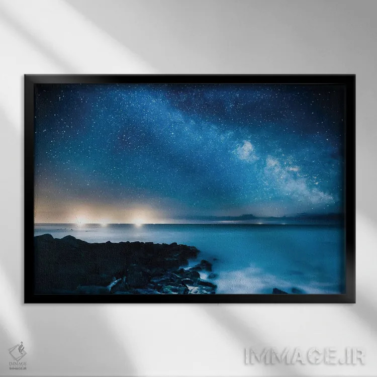 تابلو قایقهای ماهیگیری و راه شیری اثر چاد پاول - نمای قابدار مشکی