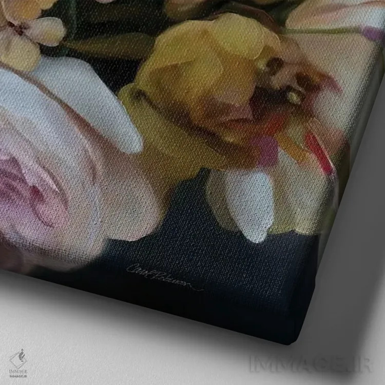 تابلو دستهگل سلطنتی اثر کارول رابینسون - نمای نزدیک بافت بوم
