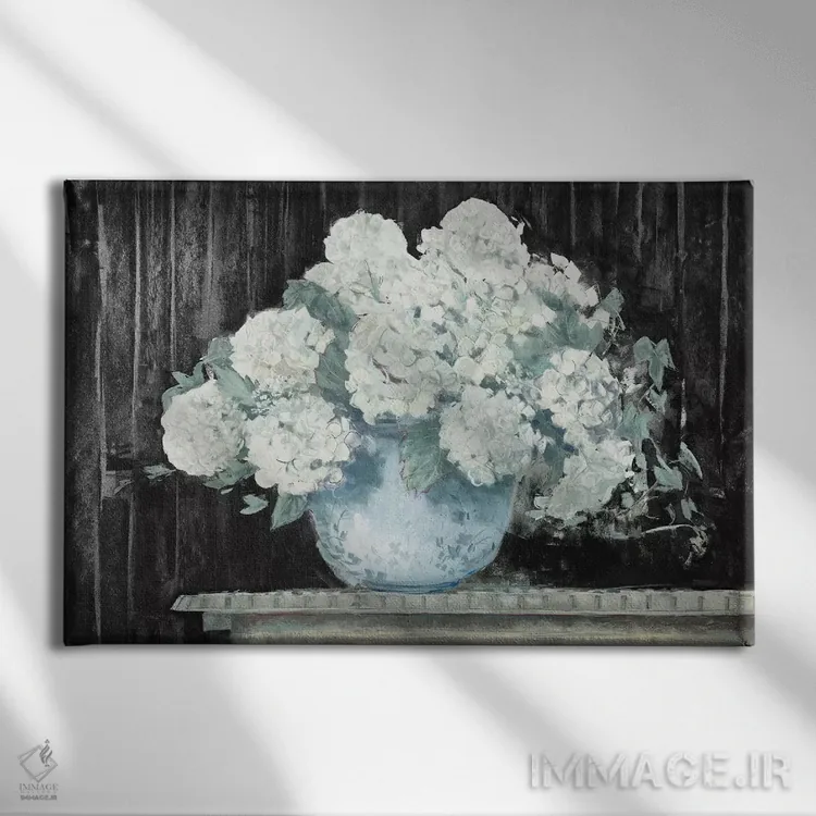 تابلو هورتانسیا سفید روی زمینهٔ مشکی (کروپ) اثر کارول روان - نمای روبهرو روی دیوار