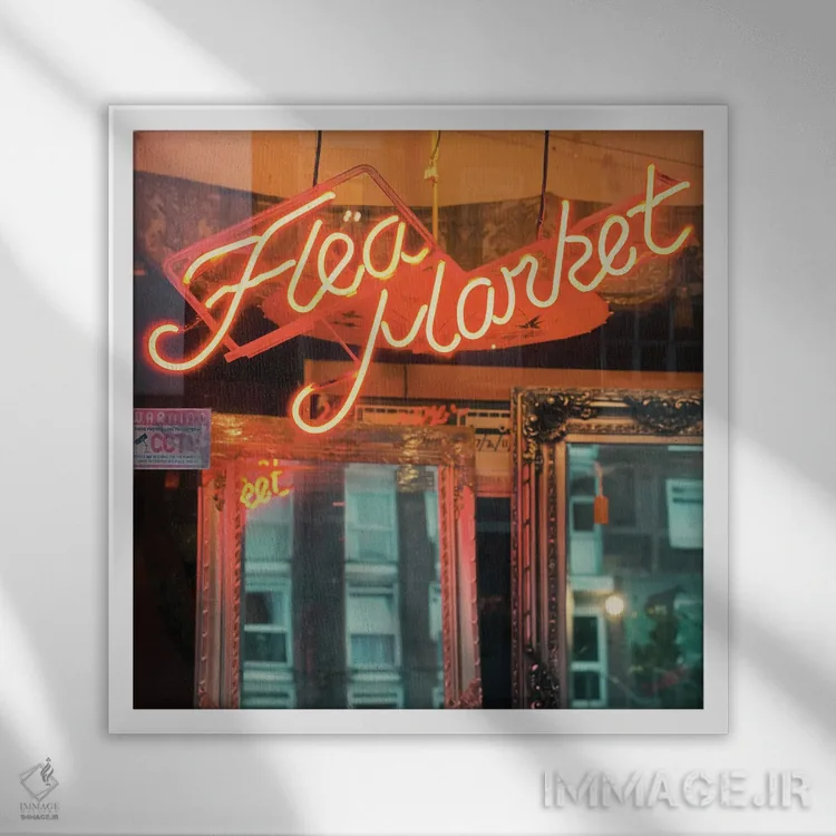 تابلو بازارچهٔ کاهفروشان (فروش اجناس دست دوم) اثر کاسیا بک - نمای قابدار سفید