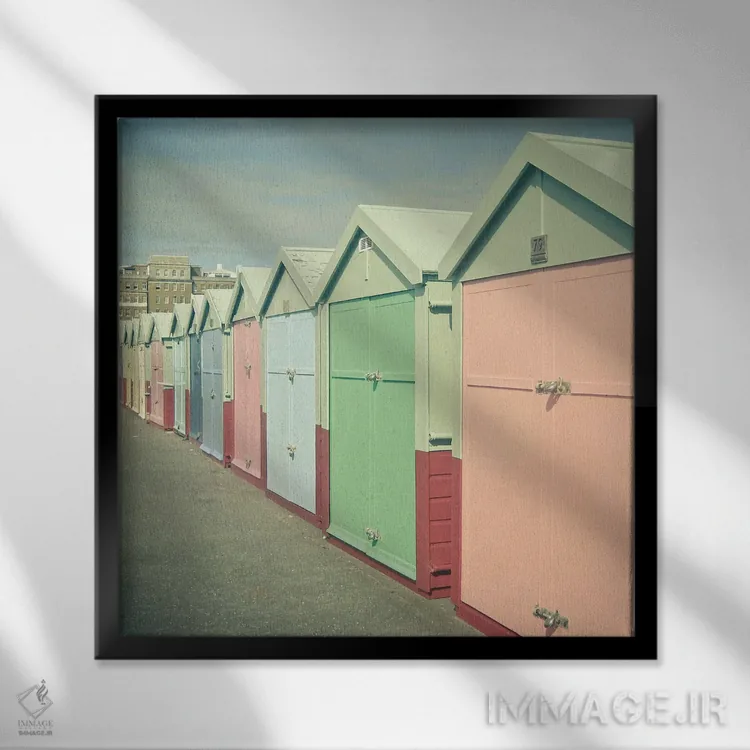 تابلو ساحل دریا اثر کاسیا بک - نمای قابدار مشکی