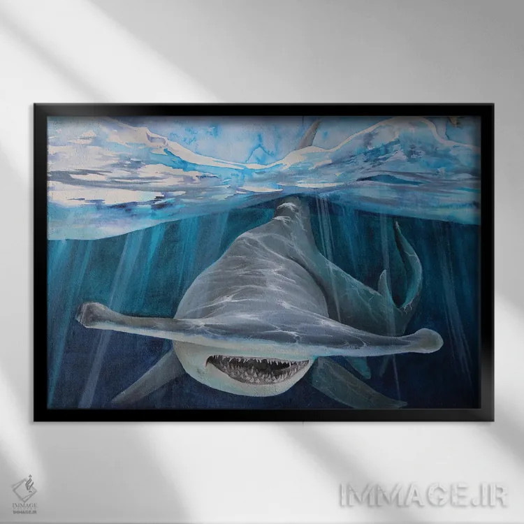 تابلو کوسه سر چکشی اثر کریس جیمز - نمای قابدار مشکی