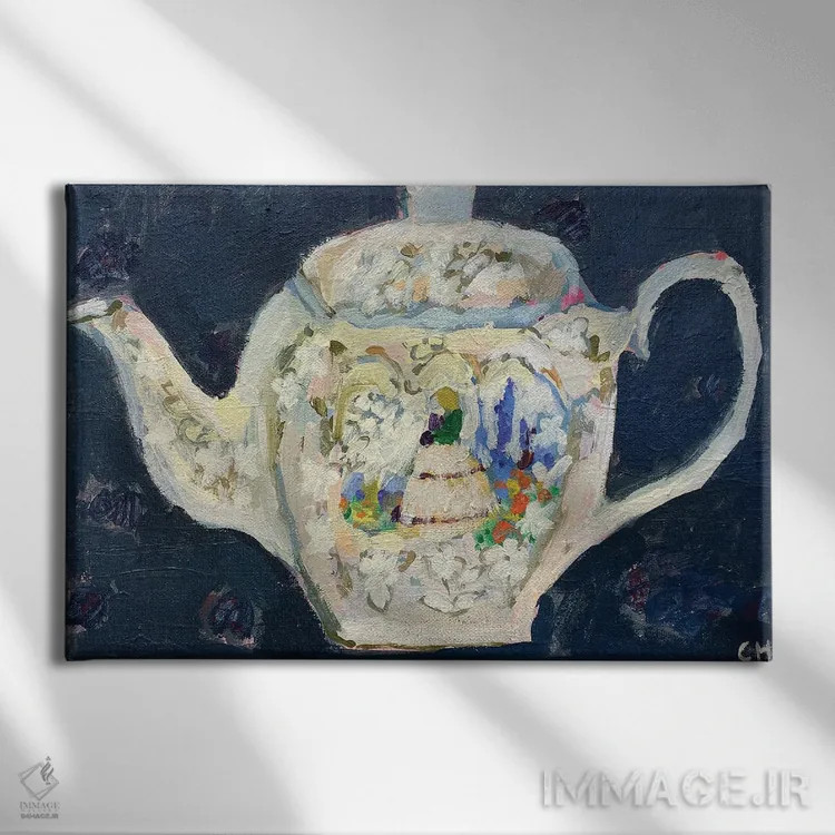 تابلو قوری سرامیکی کرمرنگ اثر شارلوت هاردی - نمای روبهرو روی دیوار