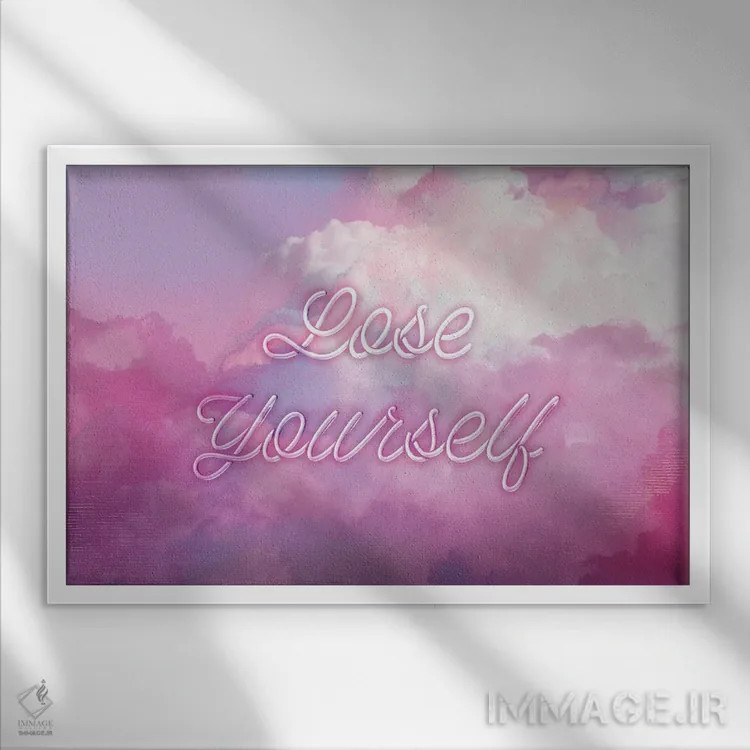 تابلو خودت را رها کن اثر امانوئلا کاراتونی - نمای قابدار سفید