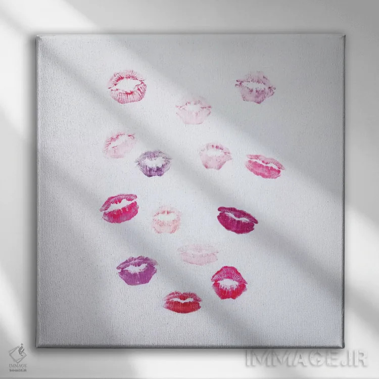 تابلو بوسه اثر چلسیا ویکتوریا - نمای روبهرو روی دیوار