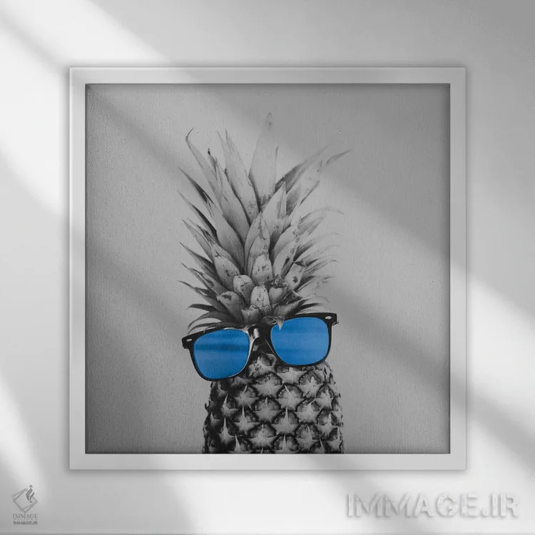 تابلو آقای آناناس ۲ اثر چلسیا ویکتوریا - نمای قابدار سفید