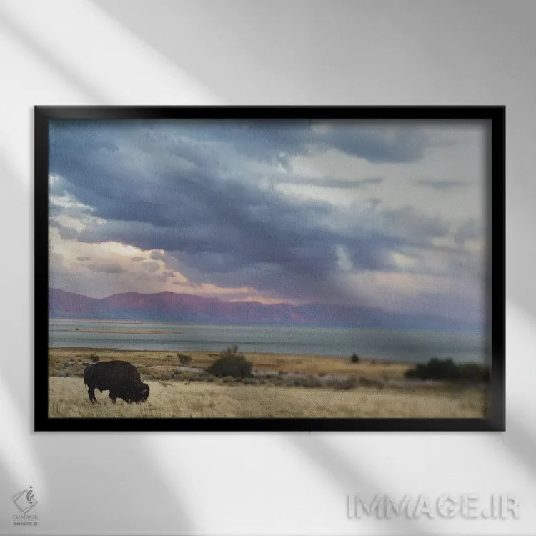 تابلو رویاپردازی طوفان اثر چلسیا ویکتوریا - نمای قابدار مشکی