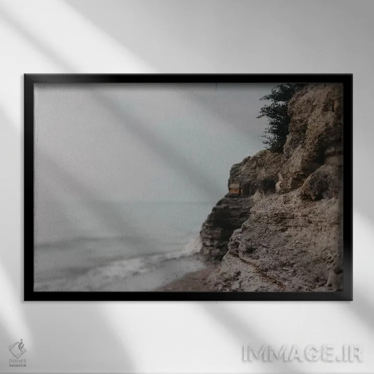 تابلو اِوانگولا (محل جغرافیایی) اثر چلسیا ویکتوریا - نمای قابدار مشکی