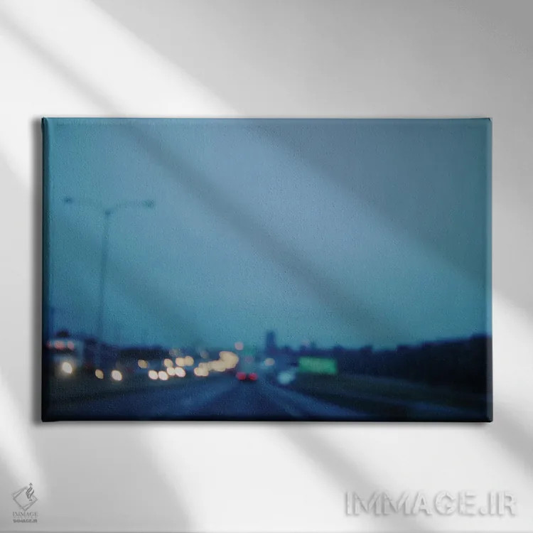 تابلو راه خودت را برو اثر چلسیا ویکتوریا - نمای روبهرو روی دیوار