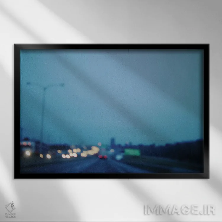 تابلو راه خودت را برو اثر چلسیا ویکتوریا - نمای قابدار مشکی
