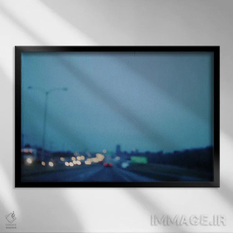 تابلو راه خودت را برو اثر چلسیا ویکتوریا - نمای قابدار مشکی