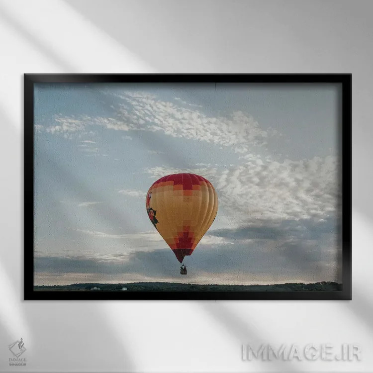 تابلو بالون هوای گرم اثر چلسیا ویکتوریا - نمای قابدار مشکی