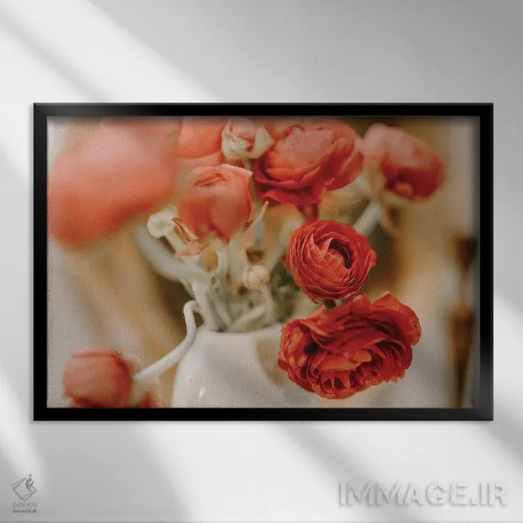 تابلو شکوفه آلاله اثر چلسیا ویکتوریا - نمای قابدار مشکی