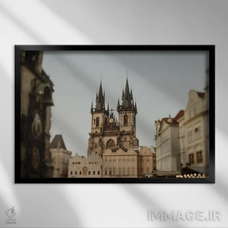 تابلو میدان شهر قدیم پراگ اثر چلسیا ویکتوریا - نمای قابدار مشکی