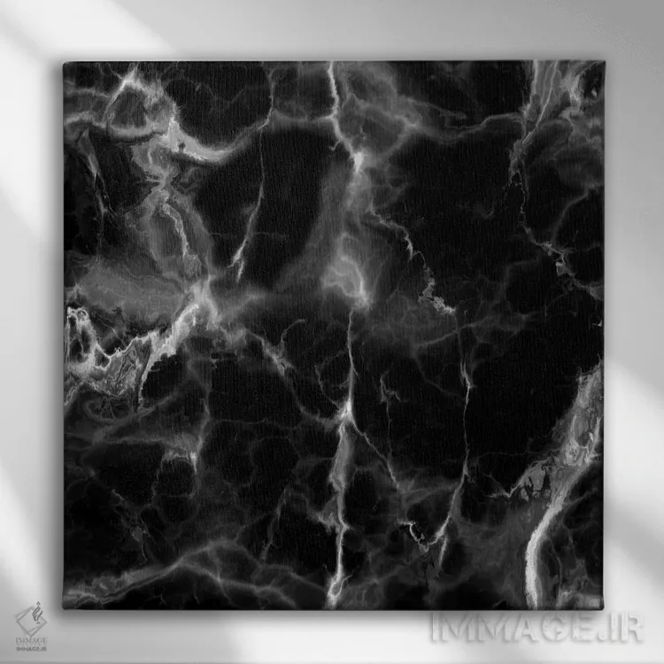 تابلو مرمر سیاه اثر چلسیا ویکتوریا - نمای روبهرو روی دیوار