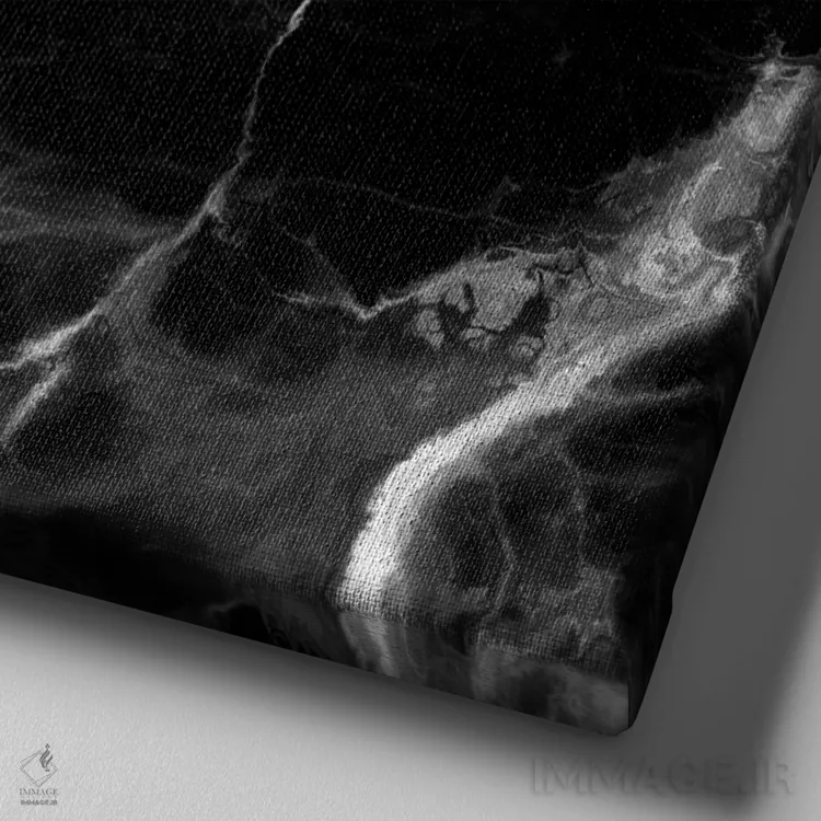 تابلو مرمر سیاه اثر چلسیا ویکتوریا - نمای نزدیک بافت بوم