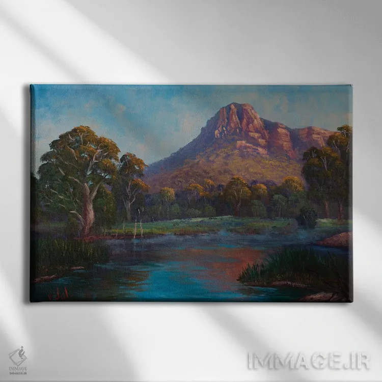 تابلو نور صبح زود بر کوه استرجن ویکتوریا اثر کریستوفر ویدال - نمای روبهرو روی دیوار