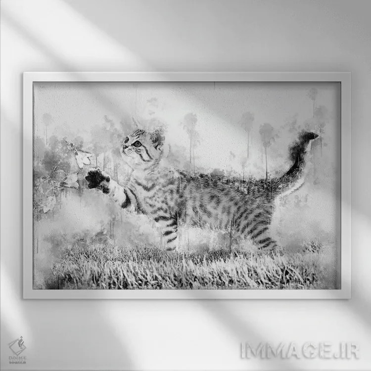 تابلو بچه گربه با گل در سیاه و سفید اثر کورنل ولاد - نمای قابدار سفید