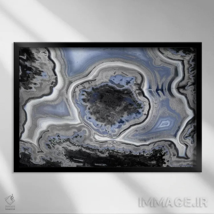 تابلو عقیق آبی استیلی اثر دنیل کارسون - نمای قابدار مشکی