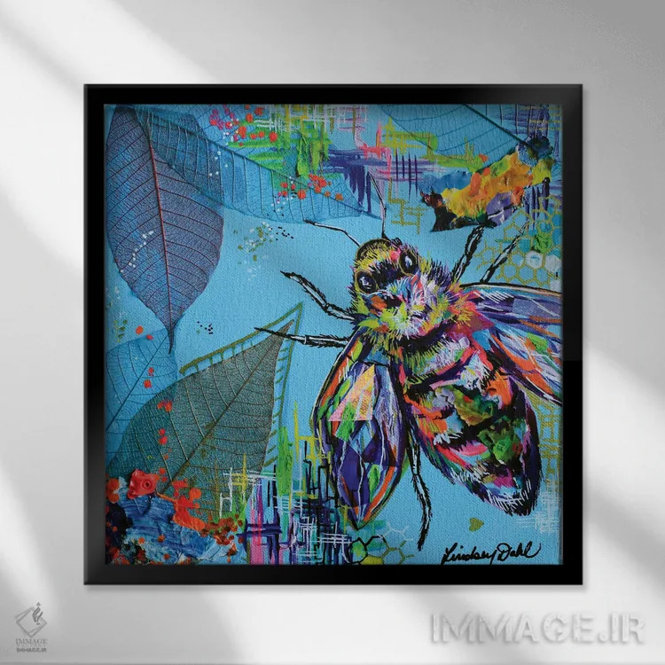 تابلو زنبور آبی آسمانی اثر لیندزی دال - نمای قابدار مشکی