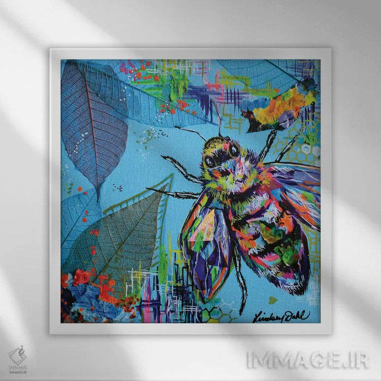 تابلو زنبور آبی آسمانی اثر لیندزی دال - نمای قابدار سفید