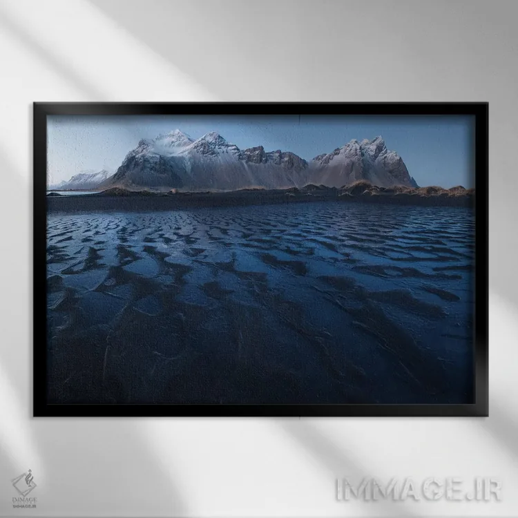 تابلو استوکسنس ایسلند ۱ اثر دیوید کلاپ - نمای قابدار مشکی